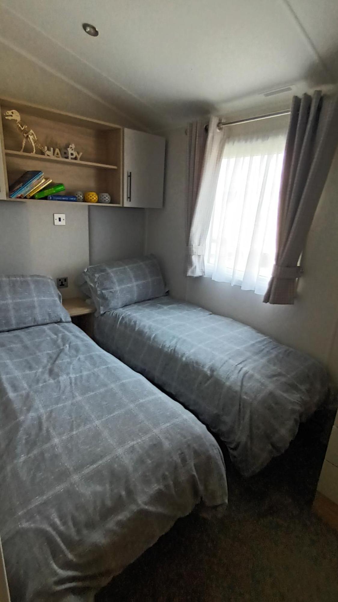 Amor, West Sands Holiday Park, 셀시 외부 사진